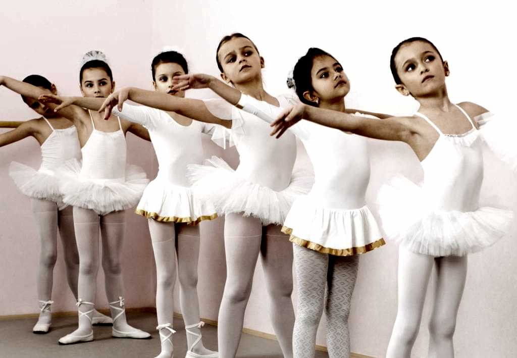 Bale Kursu Çocuk ve Yetişkin Akademik Bale Eğitimi